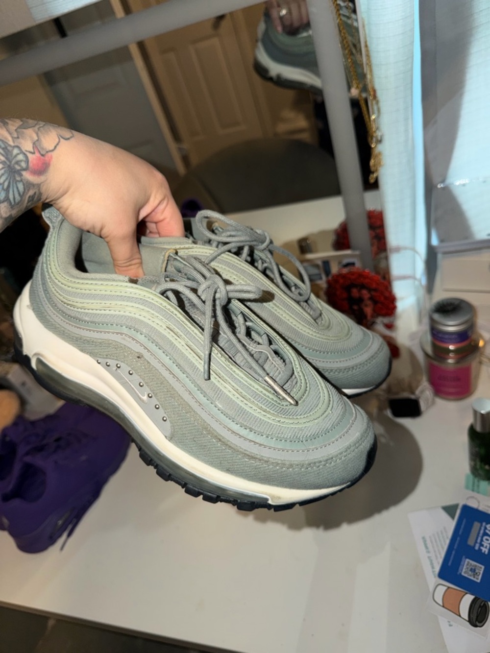 Nike air maxes